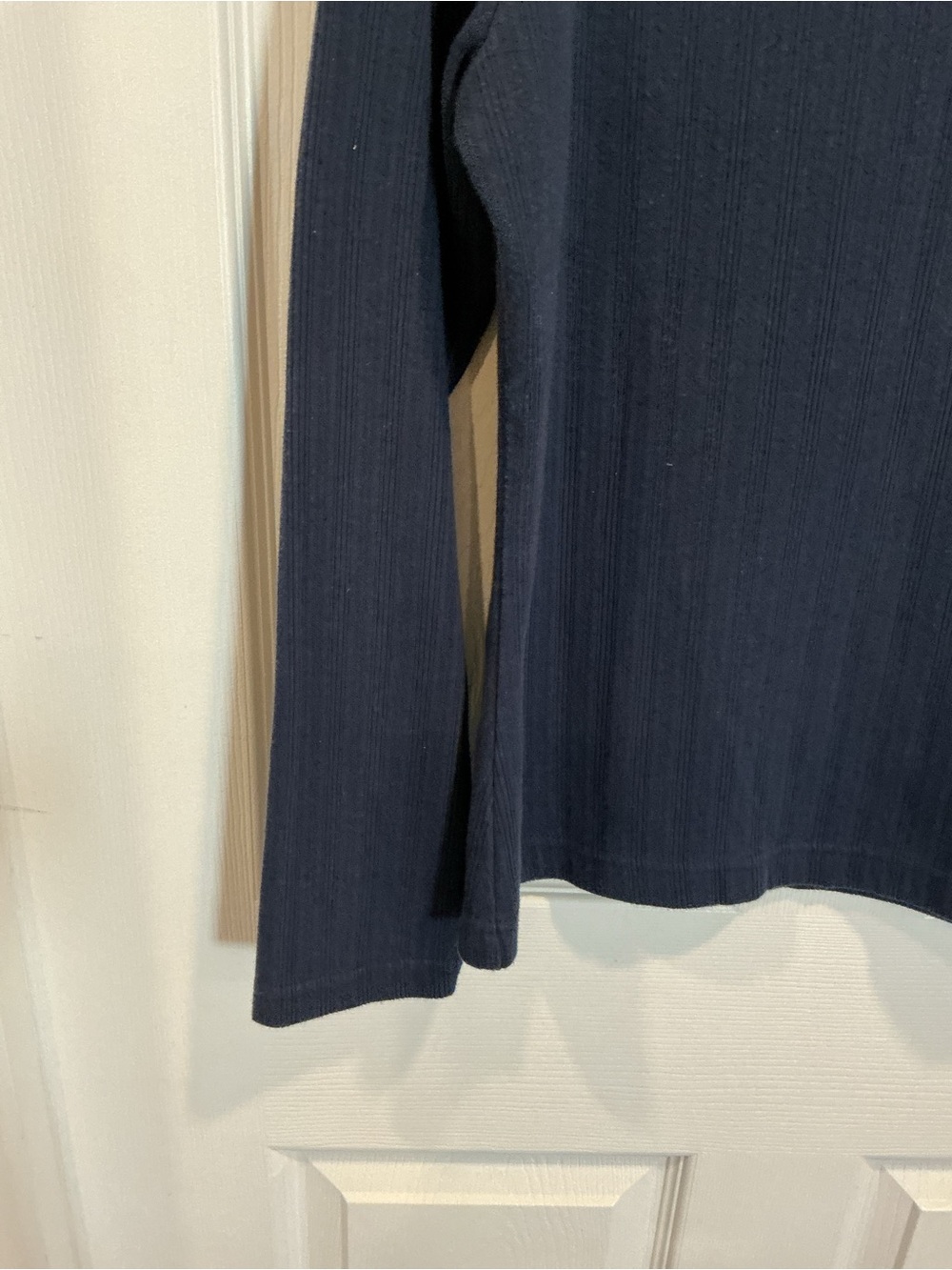 Basic Editions Ribbed Navy Henley Top - Picture 4 of 6